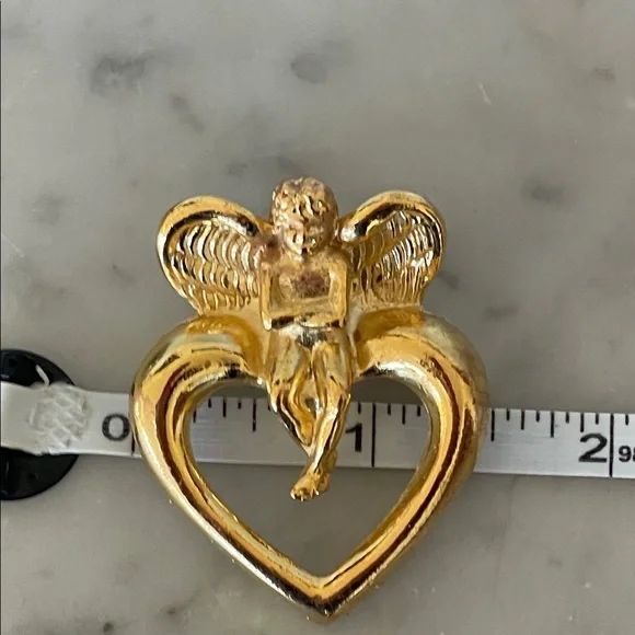 GIVENCHY Gold Ange/lCherub Heart Vintage Brooch Pin - Picture 16 of 16